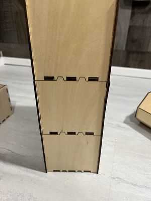 Contenitori di stoccaggio per organizzatori di scrivania in legno con design moderno e stoccaggio di forniture per ufficio