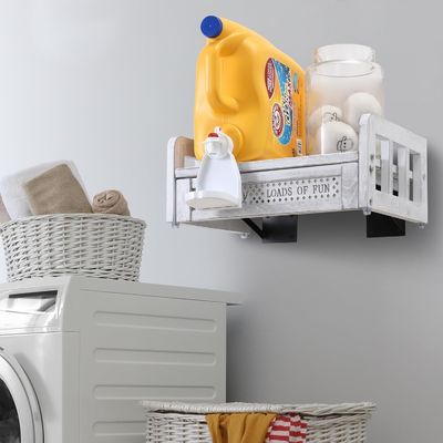 Trasforma la lavanderia con questo porta detersivi in legno e uno scaffale