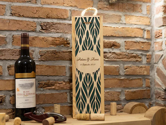 Scatola di vino di legno rettangolare con stampa personalizzata anniversario di matrimonio