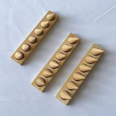 Ordine personalizzato in legno Finger Jewelry Display Stand con finitura liscia e competitiva