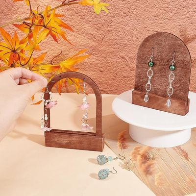 Ordine su misura Accettabile In legno Arco in forma di orecchino Display Stand con base di cocco