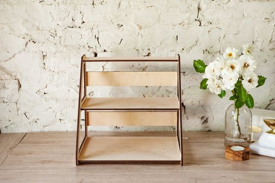 Display di tavolo in legno a 3 livelli con scaffalature per gioielli