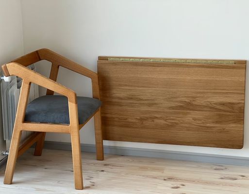 202407 Scrivania muraria in quercia Scrivania pieghevole per ufficio ufficio Edificio di stampa bruciato