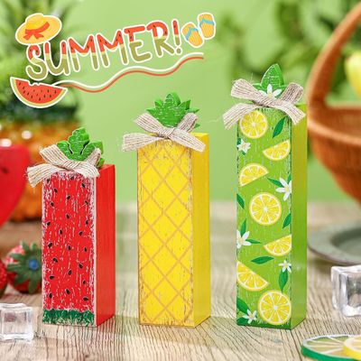 Decorazione del vassoio in legno per l'estate