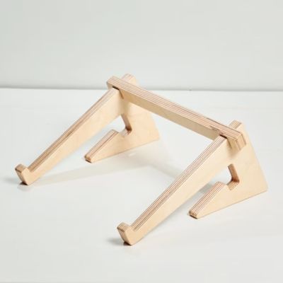 Acceptabile OEM/ODM Stand per laptop in legno per Mac Book Accessorio ergonomico per ufficio
