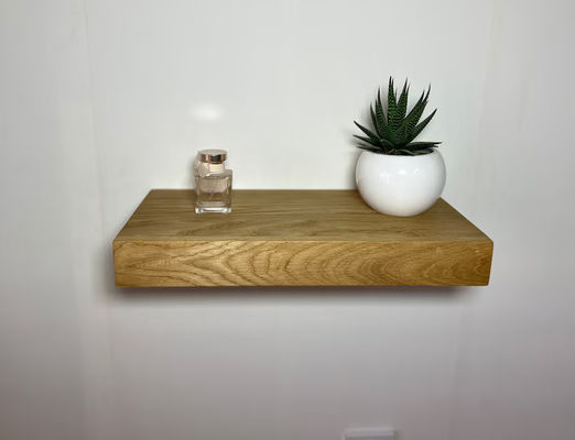 Compartimento segreto galleggiante Descrizione dello scaffale per organizzare oggetti di valore in quercia rustica