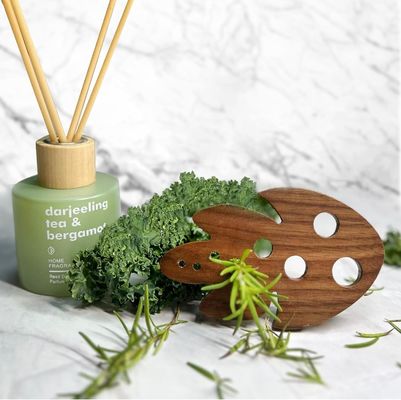 OEM/ODM Acceptabile Peeler di erbe di bambù per lo strappaggio di cavoli, frutti di frutta secca, collard greens 8 fori