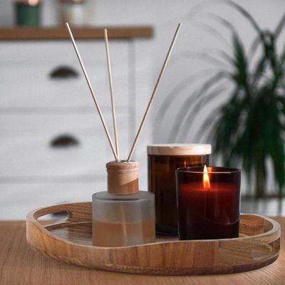 Dimensioni personalizzate 17 "x13" vassoio decorativo rotondo in legno per salotto stampa incisione laser