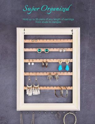 Display per gioielli a parete con braccialetto