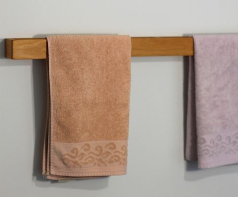 Come la tua richiesta in legno in legno porta asciugamani bagno carta igienica bagno ripiano da parete