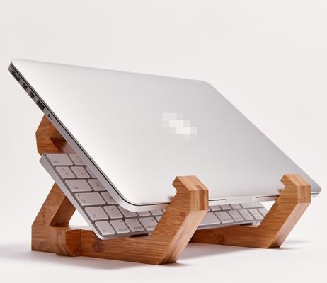 Stand per laptop in bambù regolabile per notebook e portabook in design conveniente