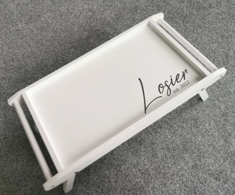 Colazione rettangolare in vassoio con gambe pieghevoli risparmia spazio e gode di spuntini personalizzati