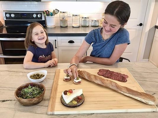 Tavola di taglio in bambù versatile BSCI LFGB 8 diverse dimensioni per diversi bisogni