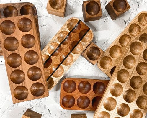 Pratico portauovo in legno a livello singolo per l'organizzazione del bancone