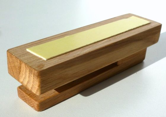 Classificazione porta asciugamani in legno Rack non pieghevole Agganci in legno di noce su richiesta