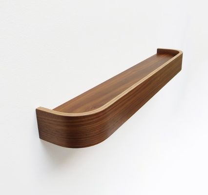 Moderni scaffali in legno a bordo arrotondato OEM scaffale galleggiante a bordo a noce curva per la casa