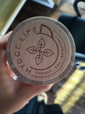 D90 x H112mm Forma personalizzata barile di legno Disegno rustico per lo stoccaggio di chicchi di caffè e tè