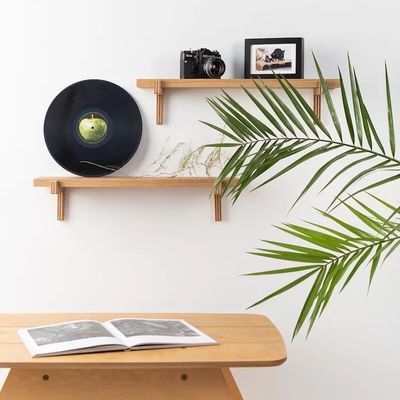 Decorazione per ufficio in legno a doppio livello Parete galleggiante 2 mensole Mensola a bordo miniaturistica a rovere per la casa Risparmia spazio