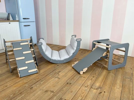 Montessori Set di arrampicata per bambini triangolari indoor Climber nella vostra scelta di colore