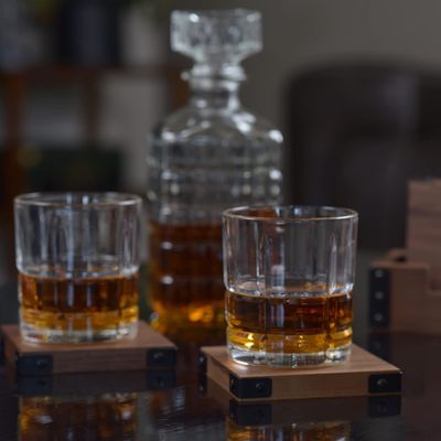 Matto di isolamento creativo in legno massello per porta tazze per la decorazione del tavolo