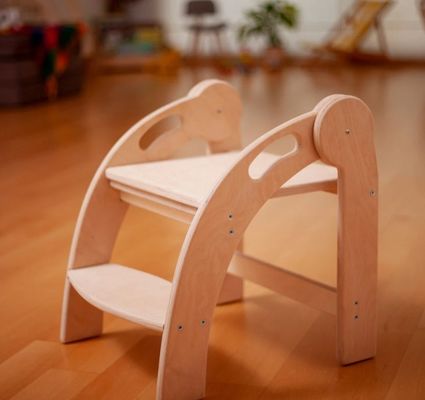 Logo personalizzato Scaffale a gradini in legno per bambini Scaffale pieghevole per bambini piccoli Disegno Montessori