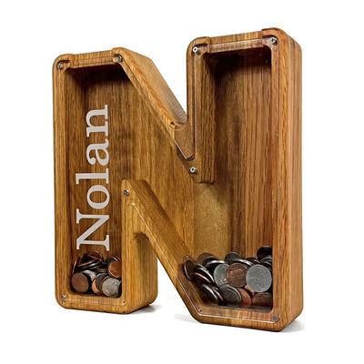 Requisito del cliente Lettere inglesi in legno creativo Piggy Bank con vetro trasparente