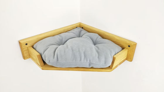 Casa da gioco per gatti con letto a torre in legno naturale