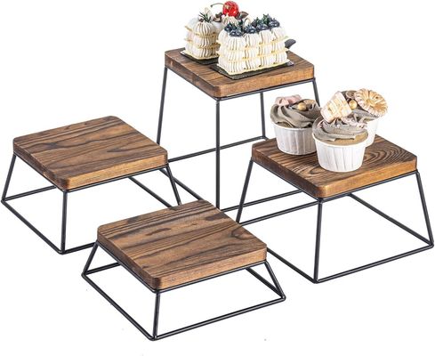 Alti quantitativi di legno bruciato nero metallo filo quadrato vetrina alimentare pizzeria in legno