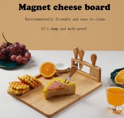 Campione gratuito tabellone di formaggio di bambù e set di coltelli per il taglio di cioccolatini