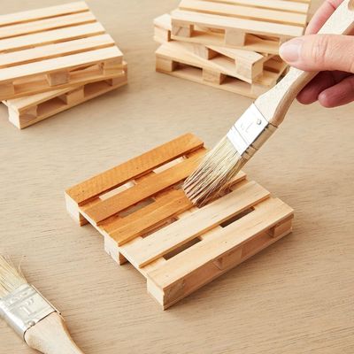 Legno colore semplice 3.9 X 3.9 In Custom Logo Dimensione Quadrato Mini Pallet Natural Cup Mat