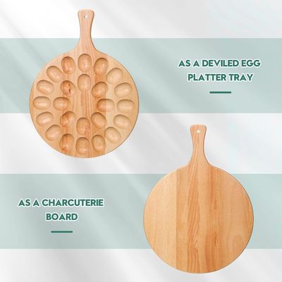 Piatto di uova in legno e tabellone di caramelle per Pasqua e Natale