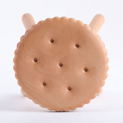 Imballaggio postale N Moderno design Piccolo sgabello di legno rotondo per cucina Soggiorno Decorazione domestica Sgabello di mobili