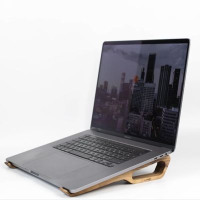 Portatile per laptop in legno per Macbook risparmio spazio e elegante accessorio da scrivania