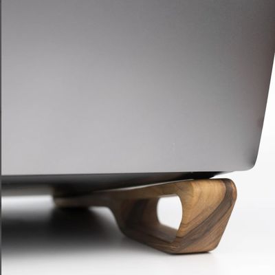 Portatile per laptop in legno per Macbook risparmio spazio e elegante accessorio da scrivania