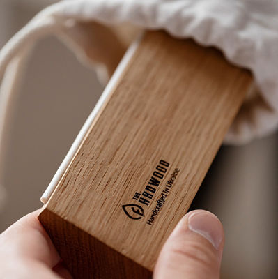 Disegno funzionale Stand per laptop in legno per Macbook Multifunzionale ed ergonomica