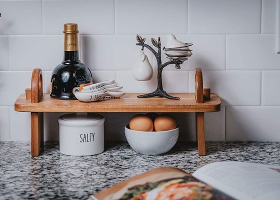 Logo personalizzato Elegante Decorazione a mano Finitura domestica Mensola organizzatore Cheese Board