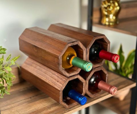 Tenitore di vino in legno impilabile in quantità elevata per scaffale di vino da bancone personalizzabile