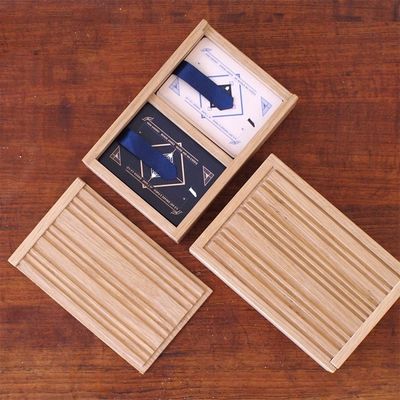 Scatola di coperchio scorrevole in legno a colori personalizzabili per biglietti da visita in colore semplice
