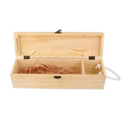 Manipolazione ambientale non finita scatola di vino in legno di pino