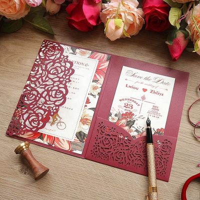 Europe Laser Cut Hollow Rose Pocket Inviti al matrimonio con buste e biglietti di ricezione