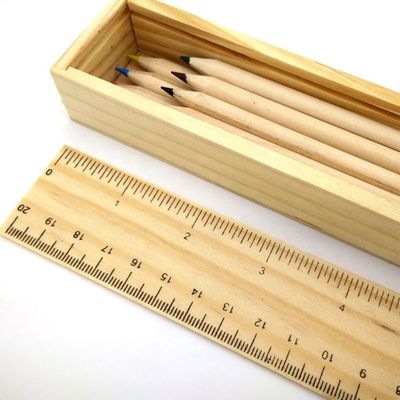 Casella per matite in legno polifunzionale con struttura in legno e materiale solido