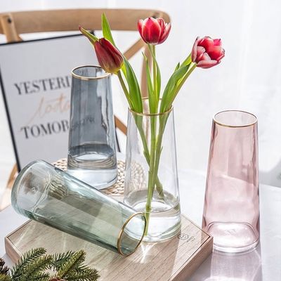 Vaso di vetro verde in stile moderno in colore puro personalizzato per l'anniversario