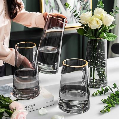 Vaso di vetro verde in stile moderno in colore puro personalizzato per l'anniversario
