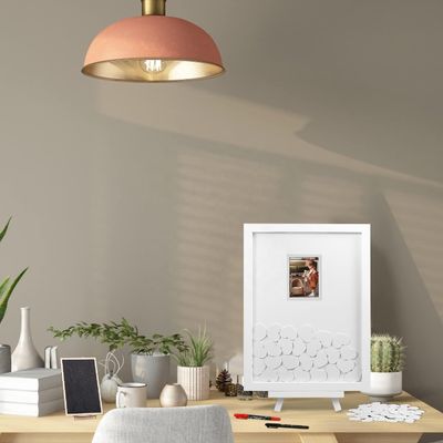 Incastri per feste di nozze con decorazioni in legno bruciato in campagna in stile europeo