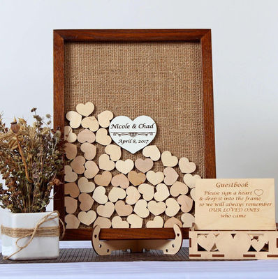 Decorazioni di matrimonio rustiche alternative Cuori di legno verniciati Libro degli ospiti per dimensioni personalizzate