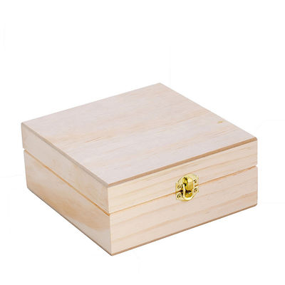 Scatola di imballaggio in legno con divisori