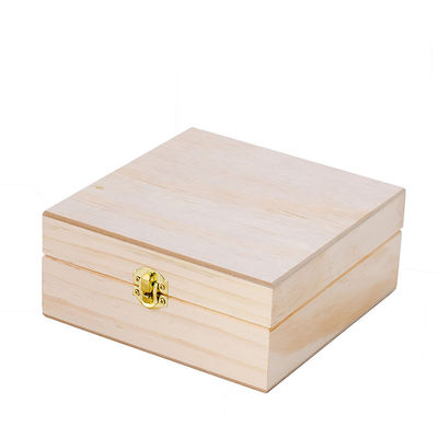 Scatola di imballaggio in legno con divisori