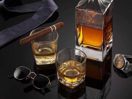 Decantatore di whisky personalizzato con supporto in legno e pietre di raffreddamento per feste