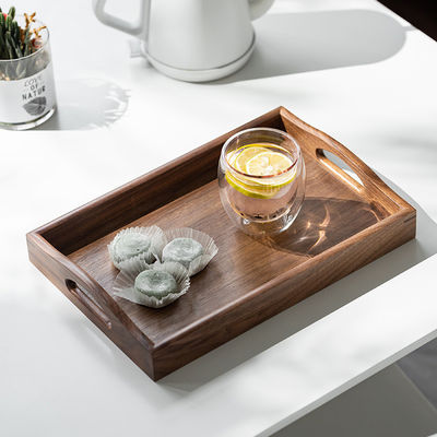 Logo personalizzato accettabile vassoio di servizio in legno di noce con maniglie