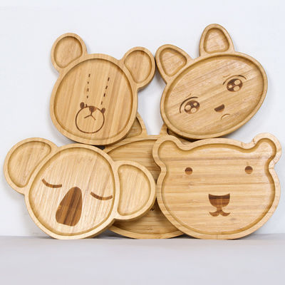 La piastra di aspirazione in legno è il modo perfetto per introdurre alimenti solidi al vostro bambino